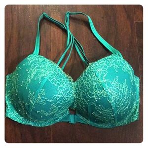 Victoria’s Secret Very Sexy Push Up 32DD